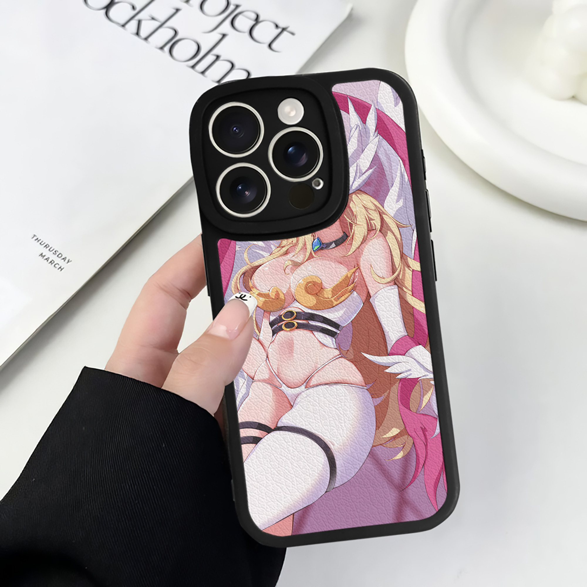 （画像用） Digimon デジタルモンスター/デジモン 【iPhone 16シリーズ対応】シリコンスマホケース（レザー調） 材質：シリコン